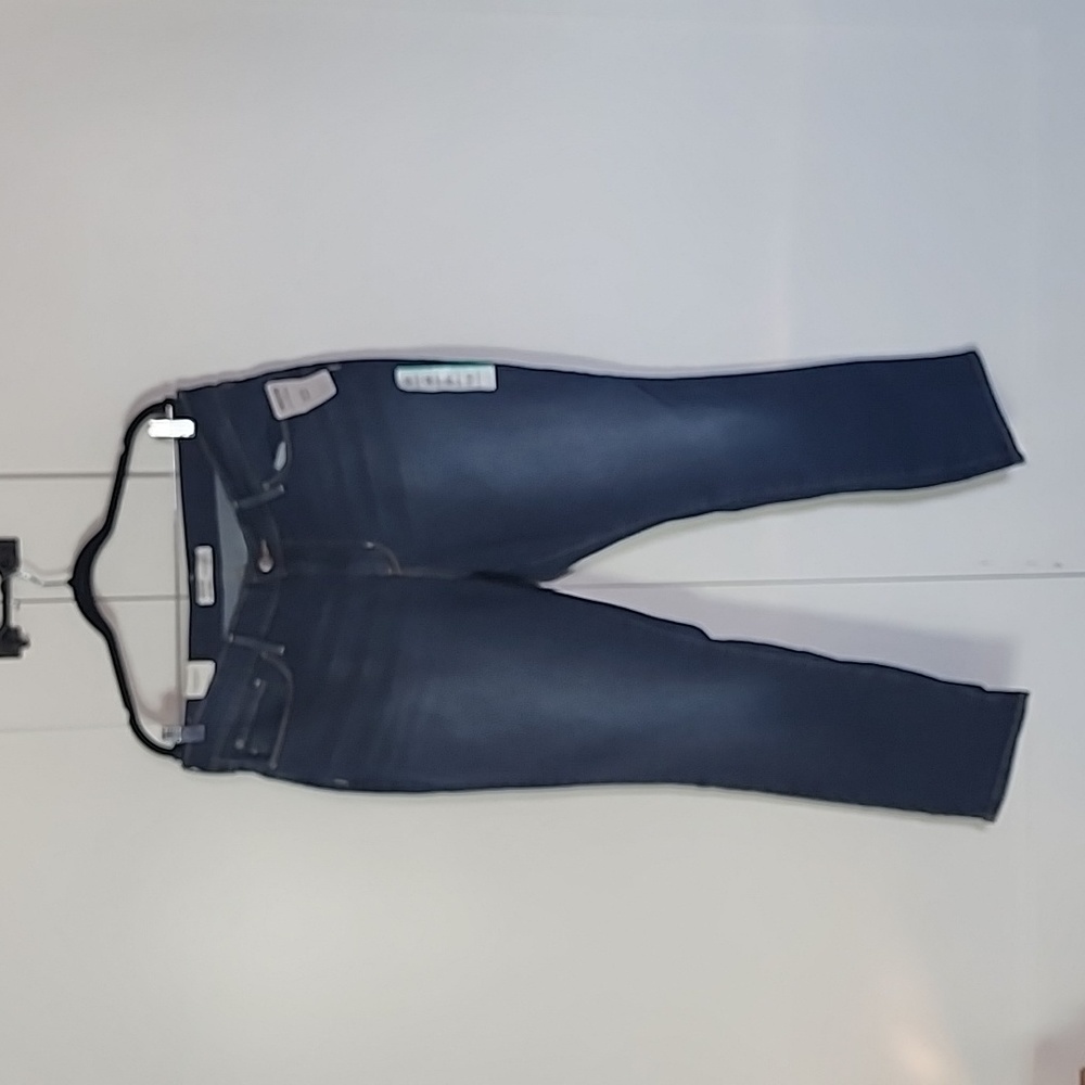 Levi Strauss Jeans - Picture 1 of 13